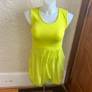Bar III dress bright like green dress w/pockets